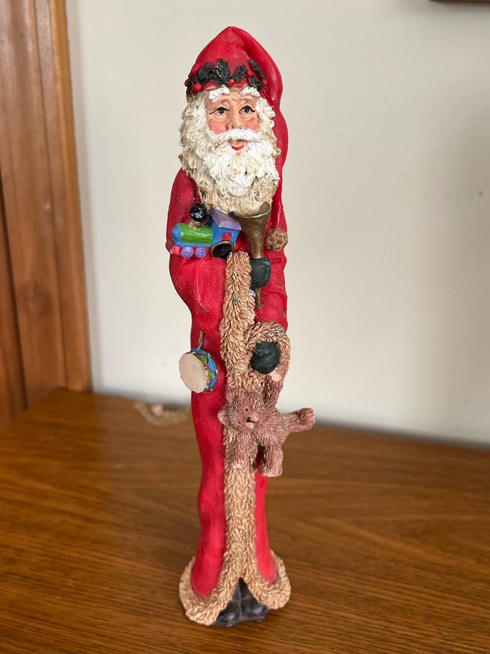 Christmas Santa Figurine - Red Holiday Décor
